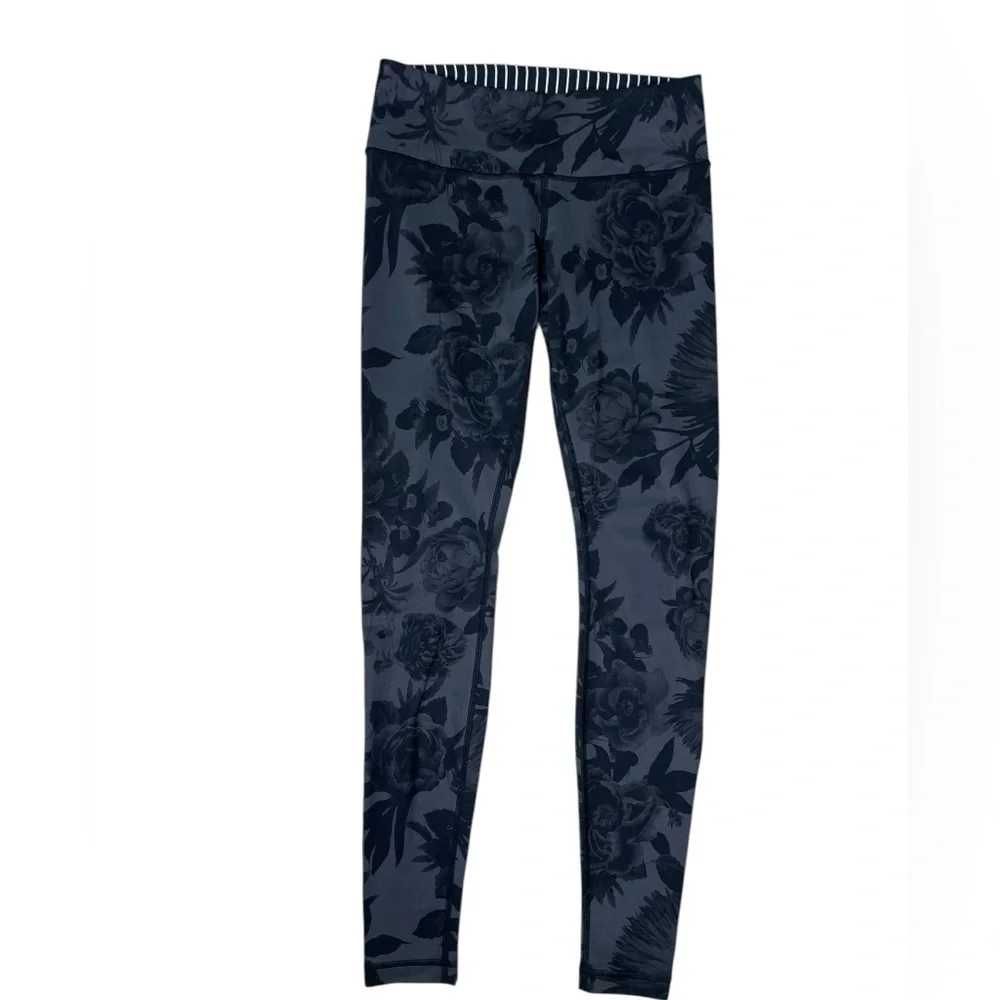 Lululemon Wunder Under Pants Brisk Bloom Size 6